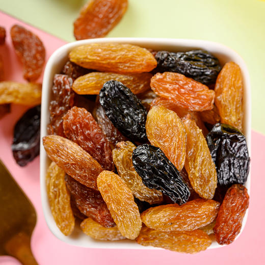 500g 29.5元！散三色葡萄干 商品图0