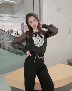 CAROLINE卡洛琳上衣