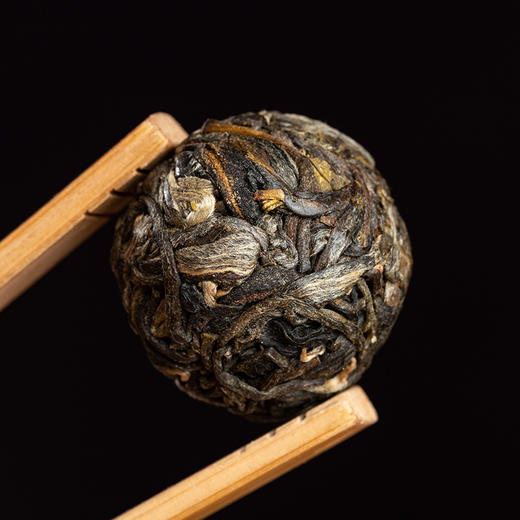 德丰昌【困鹿山古树生茶】2022年新茶小龙珠普洱茶 商品图8