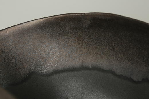 安藤雅信 黒結晶釉掛分异形鉢 商品图3