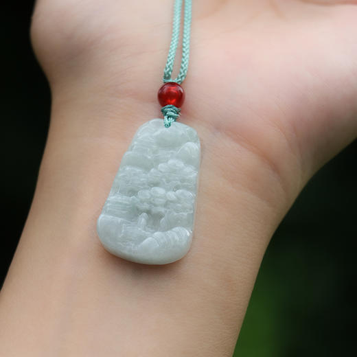 缅甸A货翡翠山水牌吊坠男女挂绳玉石项链 商品图2