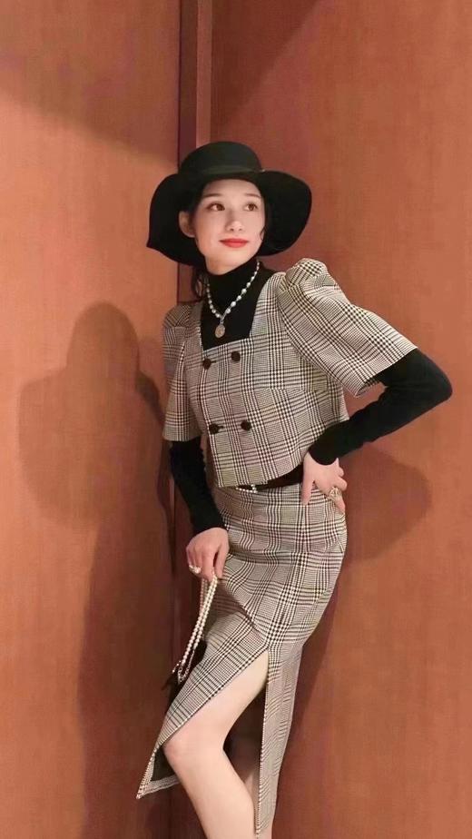 CAROLINE卡洛琳半裙 商品图0