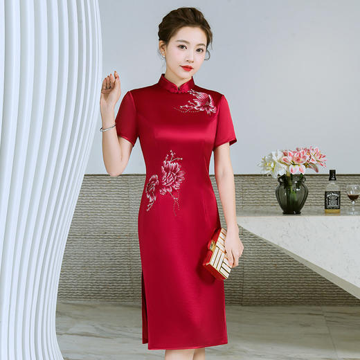 YS-05635新款婚礼服 修身洋气旗袍喜婆婆婚宴装春夏款连衣裙衣 旗袍 商品图0