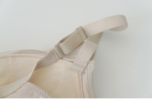 舒适氧气感 裸感桑蚕丝洋气无痕收副乳聚拢蕾丝文胸内衣 【包邮+涉及卫生bu退换】 商品图9