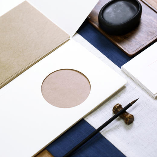 草木染纯手工 半生熟纸 中国传统日常书信仪式感延续 植物（栀子花、板栗壳，血藤等）榨取漂染，色彩质感上乘。古人四边包裹信笺用法还原 | 一艺之间 直播间老师同款 商品图3