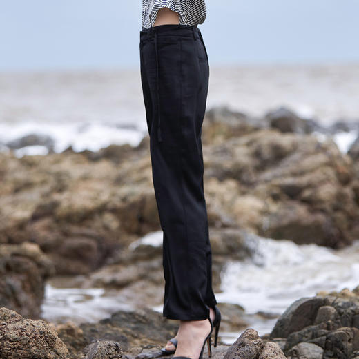 METTE2022年夏新品女士薄款纯色休闲裤时尚气质细带中腰裤子 商品图2