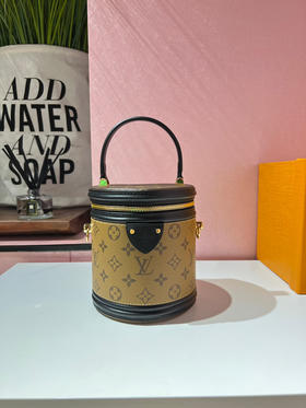 LV水桶包