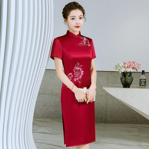 YS-05635新款婚礼服 修身洋气旗袍喜婆婆婚宴装春夏款连衣裙衣 旗袍 商品图3