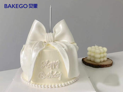 仙女风白色蝴蝶结蛋糕 商品图0