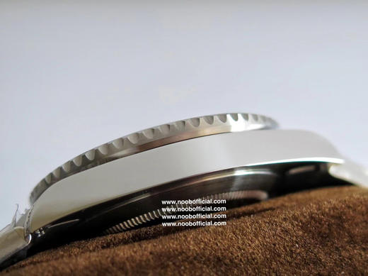 N劳li士欧洲订制版绿钻彩圈潜航者绿水鬼，定制级彩钻，纯手工独立镶嵌，精钢表带，密底，男士腕表，自动机械机芯 商品图14