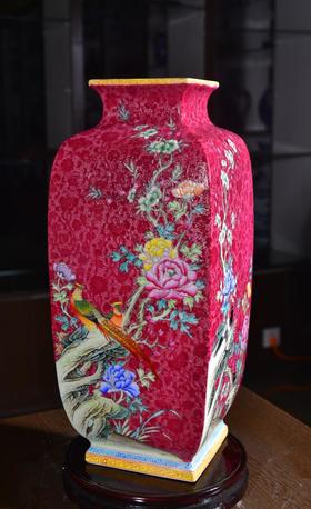 胭脂红扒花花鸟四方镶器