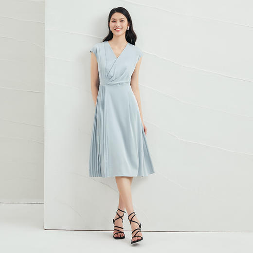 EITIE爱特爱夏季新款修身高贵优雅连衣裙中长款6507244 商品图4