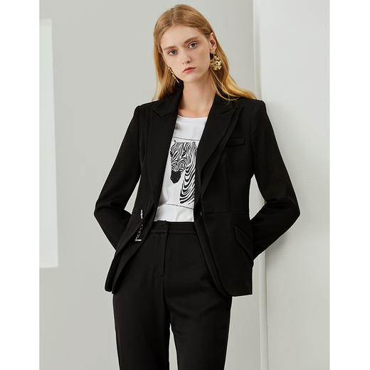 EITIE爱特爱秋季新款时尚气质通勤百搭简约收腰显瘦西装外套6703401 商品图3