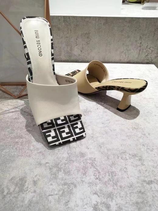 IUIU SECOND夏款时尚方头高跟皮凉拖鞋  U21BJ15711 商品图1