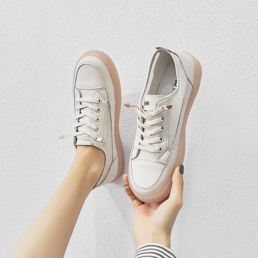 【ZHR】2022小白鞋女鞋软底果冻夏季新款透气平底一脚蹬休闲板鞋 商品图6