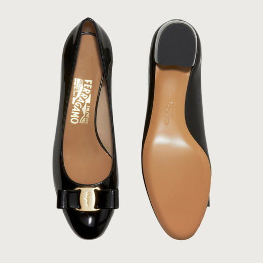 【一】FERRAGAMO 菲拉格慕 女士皮革 VARA 蝴蝶结高跟皮鞋 黑色 591963 商品图2
