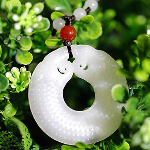 羊脂白玉双龙护主牌 商品图0