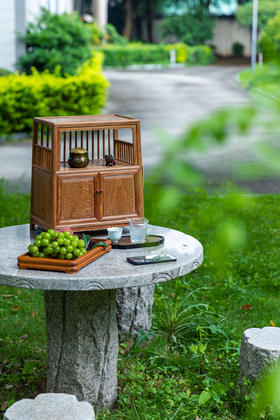 红桥红  家具严选  缅甸花梨(大果紫檀）  【39直棂 小茶水柜】