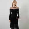 EITIE爱特爱秋季新款网纱一字领性感修身显瘦小黑裙优雅蕾丝连衣裙C2207024 商品缩略图2