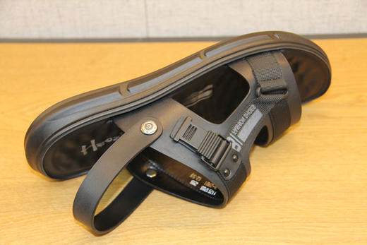 豪行夏季11251703男士凉鞋休闲透气牛皮沙滩真皮防滑鞋托两穿凉鞋 专柜正品 商品图3