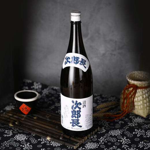 次郎长 清酒1.8L 商品图1