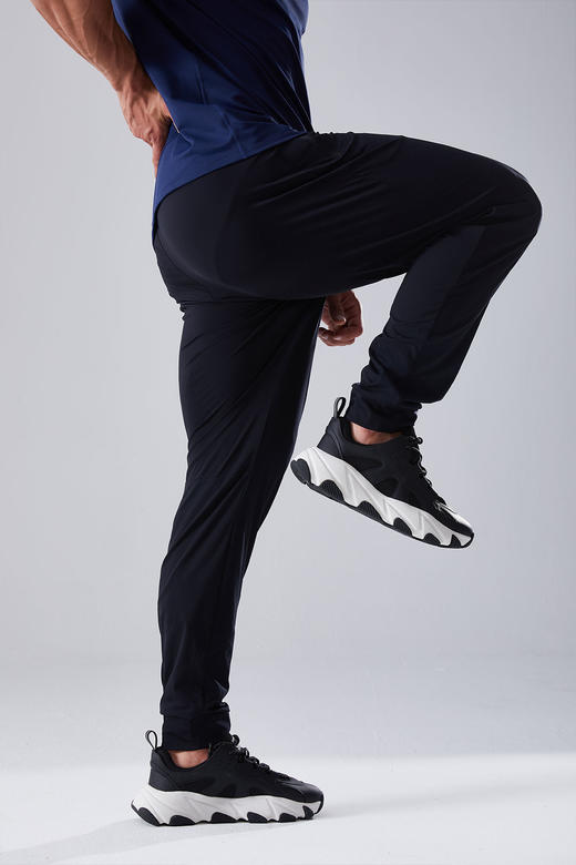 零感无压超轻速干男裤 商品图0