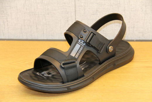 豪行夏季11251703男士凉鞋休闲透气牛皮沙滩真皮防滑鞋托两穿凉鞋 专柜正品 商品图1