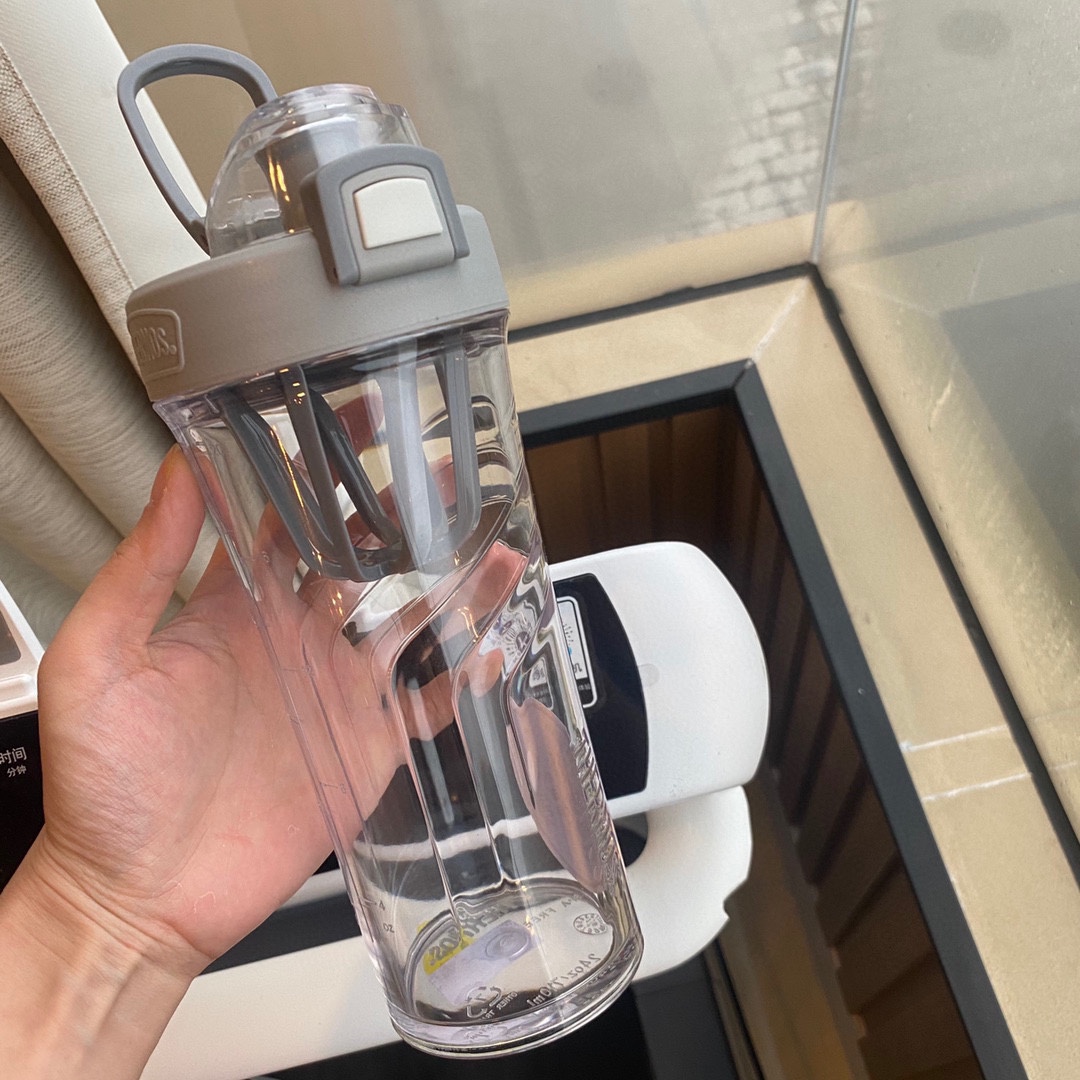 膳魔师运动摇摇杯710ml