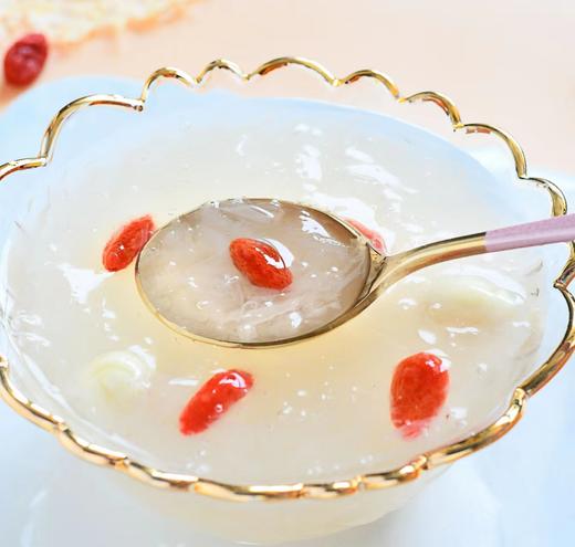 【  升级款】本草银耳  免洗免泡发   80g/罐（赠送一罐+260ml焖烧杯*1 +小金勺*1  +老冰糖250g  +银耳伴侣10袋 +红枣伴侣10袋+精致礼袋+产品小贴士 ） 商品图4