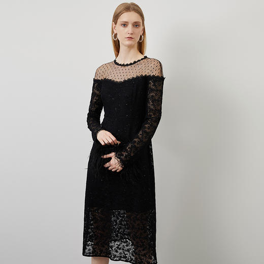 EITIE爱特爱秋季新款网纱一字领性感修身显瘦小黑裙优雅蕾丝连衣裙C2207024 商品图1