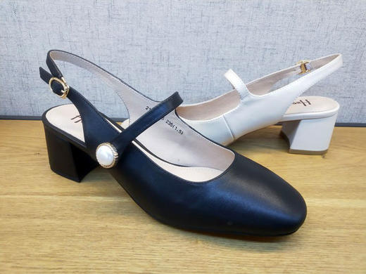 豪行2021年夏季21298095仙女风时尚包头气质女鞋百搭粗跟时装凉鞋 专柜正品 商品图2