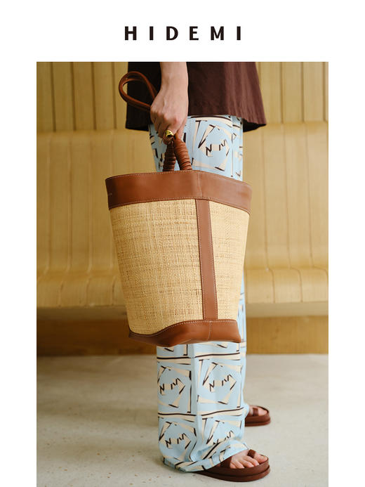 HIDEMI 度假系列拉菲草编织拼皮tote水桶包中号 黑色/棕色 商品图9