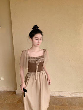 （清仓现货）【社群供K】法式设计感小众收腰显瘦连衣裙