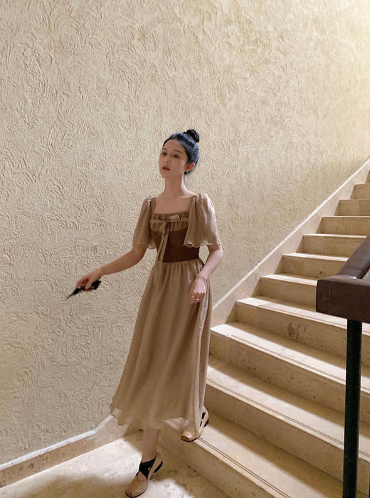 （清仓现货）【社群供K】法式设计感小众收腰显瘦连衣裙 商品图3