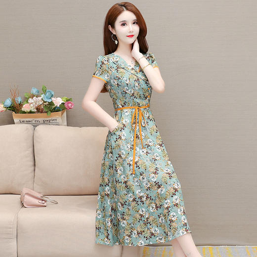 YWE HHB2840气质减龄印花时尚连衣裙 商品图4