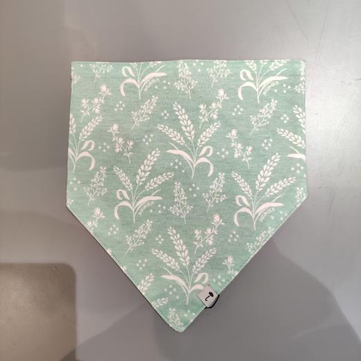 moimoln小云朵新款纯棉三角巾婴幼儿围嘴口水巾宝宝男女卡通碎花LOX2WA2J32 商品图9