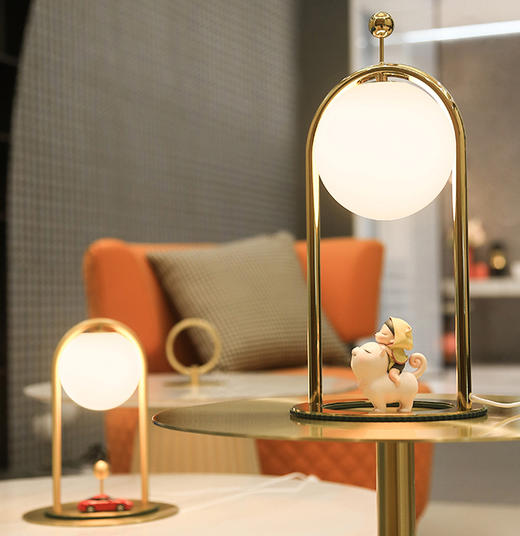 轻奢台灯桌面灯书桌灯饰现代简约床头灯创意个性 商品图3