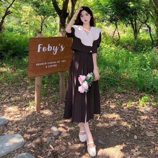 （清仓现货）【社群供G】V领荷叶边纽扣氧气短外套+高腰显瘦百褶半身裙 商品图3