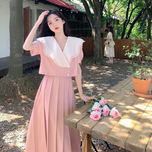 （清仓现货）【社群供G】V领荷叶边纽扣氧气短外套+高腰显瘦百褶半身裙 商品图1