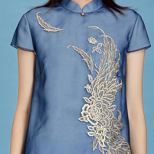 蔓楼兰/LOMELL 辉羽幻莺旗袍 商品图1