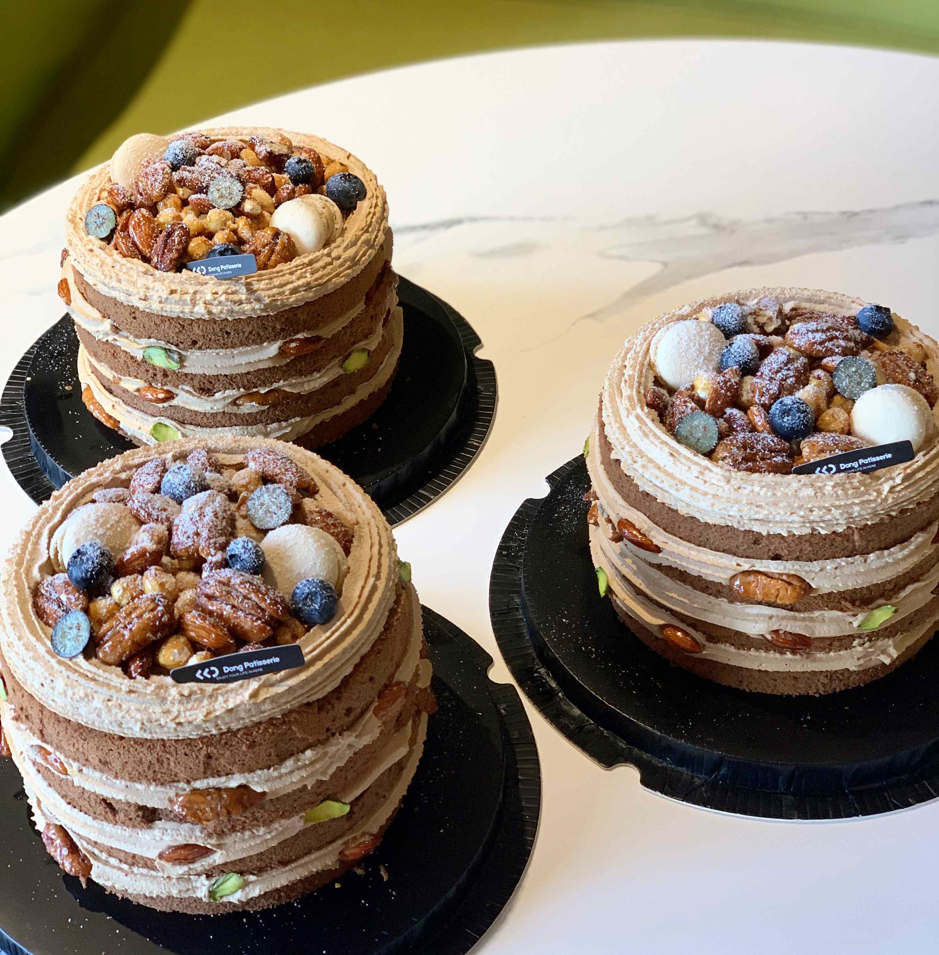 【招牌】咖啡坚果 · 奶油蛋糕