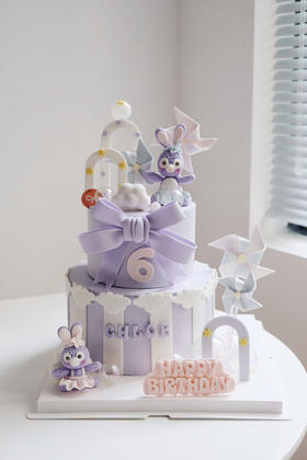 星黛露双层蛋糕