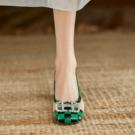 时尚拼接，头层牛皮拼接圆头中跟单鞋GBL-L22-52-1 商品图1