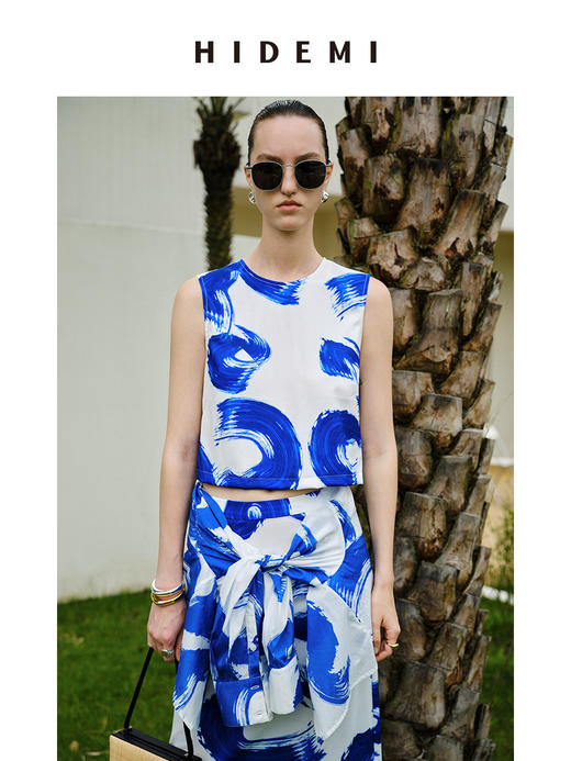HIDEMI 度假系列自由之地蓝色手绘印花四件套 短衬衫/背心/半身裙/丝巾 商品图5