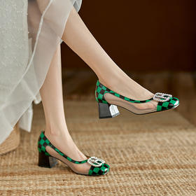 时尚拼接，头层牛皮拼接圆头中跟单鞋GBL-L22-52-1