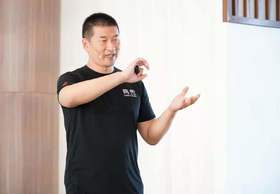 典传定制版-短袖T恤（面料优质、透气、舒适、吸汗）