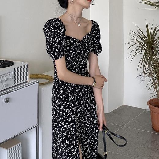 （清仓现货）【社群供K】雪纺设计感方领碎花开叉茶歇裙8 商品图3