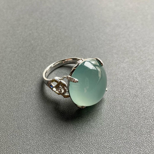 高冰种淡蓝水翡翠鸽子蛋吊坠戒指两用 商品图8