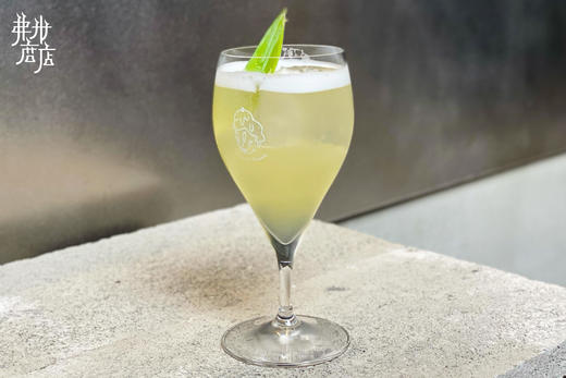 我在仙本那潜水碰到了一只座头鲸 商品图0