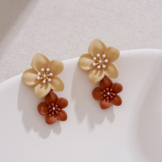 JU-E3753耳环女秋冬花朵耳钉韩国新款潮法式感气质耳坠简约耳饰欧美 商品图1